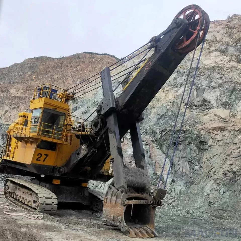 How Custom Tracked Undercarriages Solve Harsh Environment Mobility Challenges For Heavy Equipment